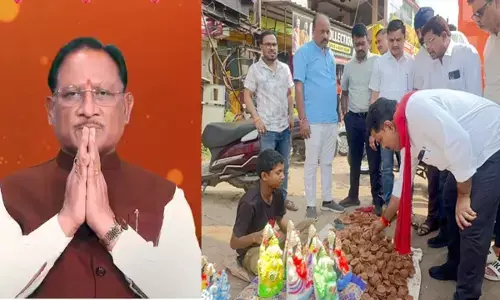 दीपावली पर बाजारों में उमड़ी भीड़