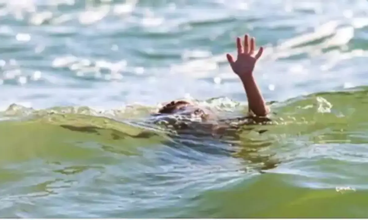 तीन बच्चों की मौत