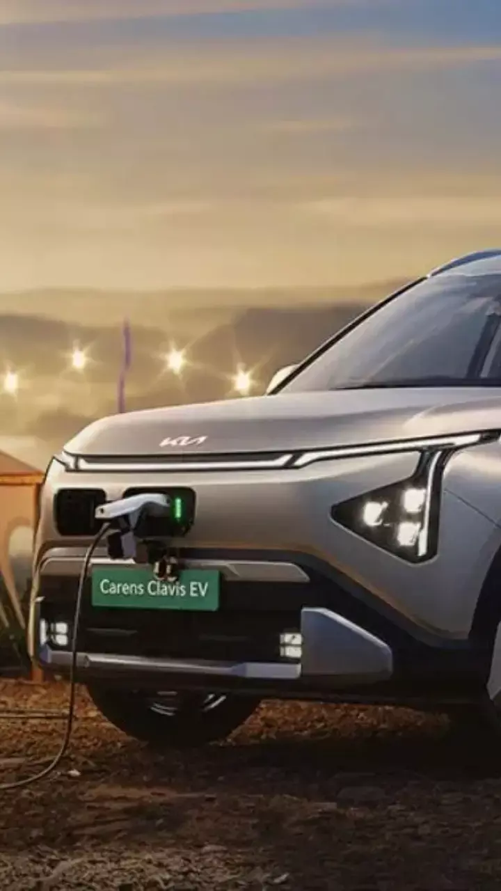 लॉन्च हुआ किआ कैरेंस क्लैविस का EV HTX E वेरिएंट, देखें फीचर्स