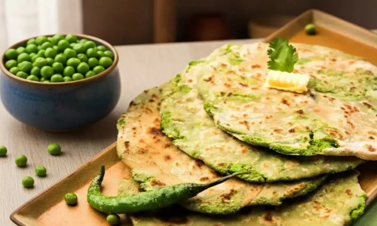 how to make matar paratha