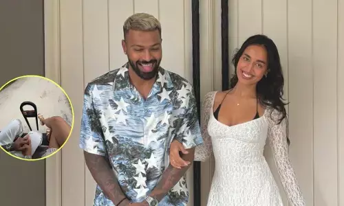 हार्दिक पांड्या ने गर्लफ्रेंड माहिका शर्मा के साथ तस्वीरें शेयर कीं।