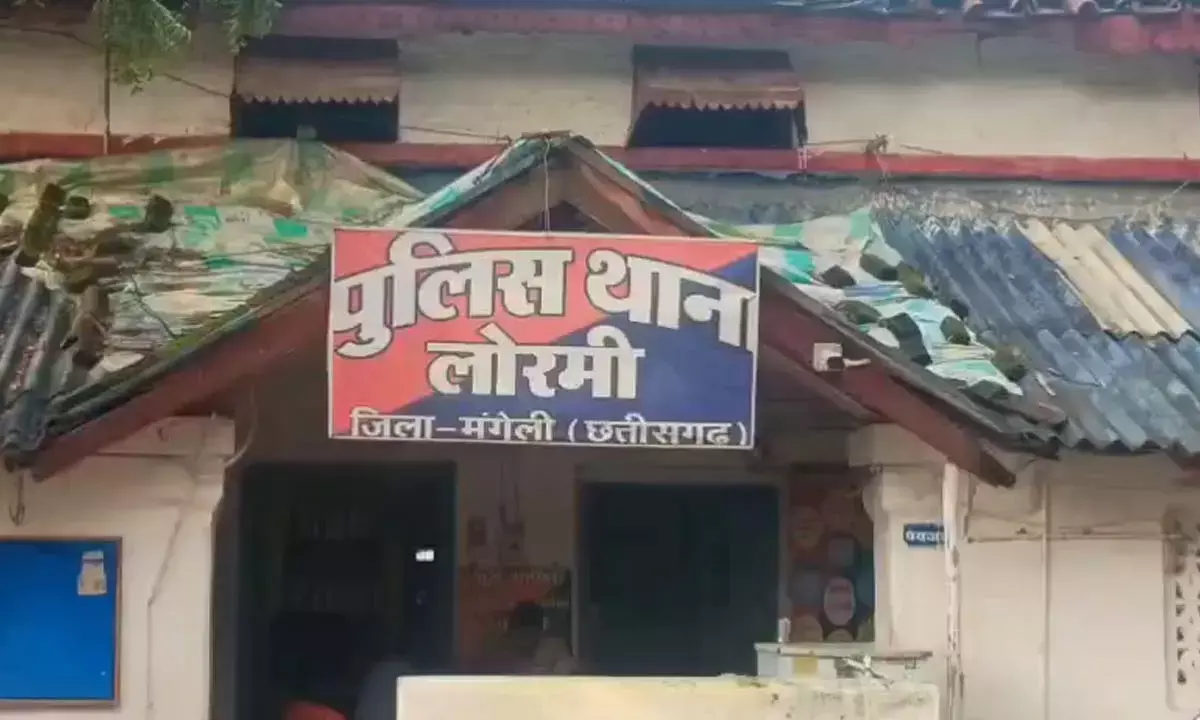 फटाखा फोड़ने के नाम पर विवाद : पत्रकार और उसके तीन बेटों की हालत गंभीर