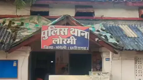 फटाखा फोड़ने के नाम पर विवाद : पत्रकार और उसके तीन बेटों की हालत गंभीर फटाखा फोड़ने के नाम पर विवाद : पत्रकार और उसके तीन बेटों की हालत गंभीर