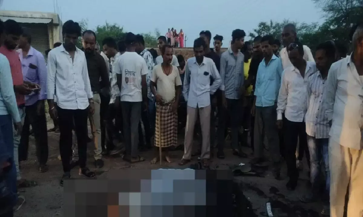 नवापारा-राजिम में फिर हादसा : दो बाइक आपस में टकराई, मौके पर एक की मौत और चार हुए घायल