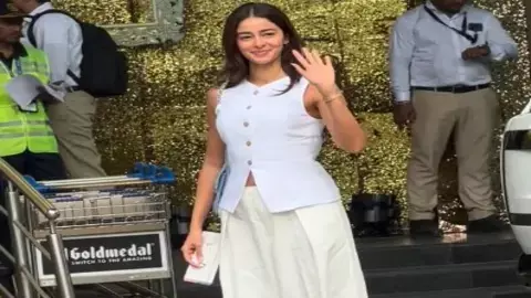 एक्ट्रेस अनन्या पांडे स्टाइलिश लुक एक्ट्रेस अनन्या पांडे स्टाइलिश लुक