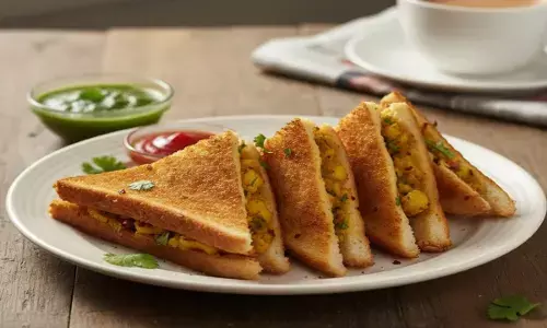 how to make aloo bread toast