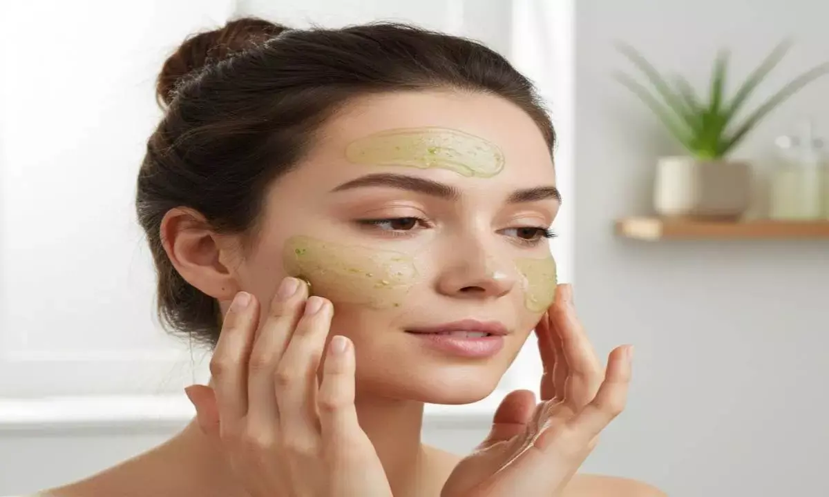 how to apply aloe vera on skin