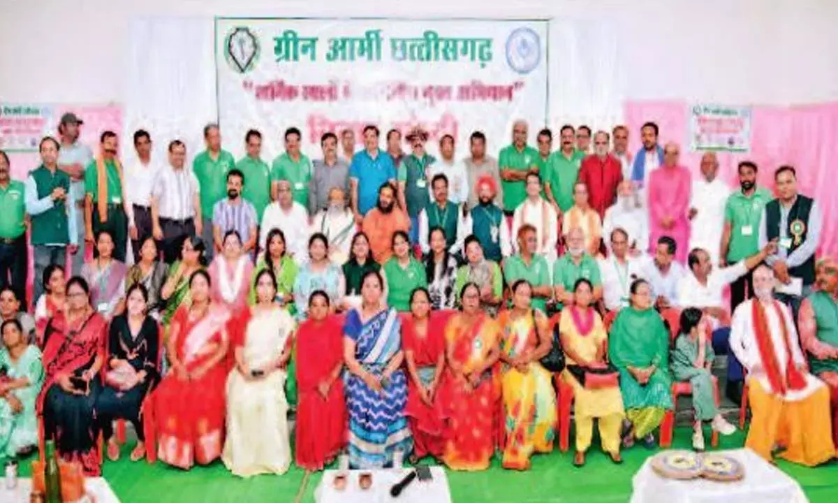 छत्तीसगढ़ ग्रीन आर्मी  की बड़ी पहल : पॉलीथिन मुक्त होंगे प्रदेशभर के मंदिर