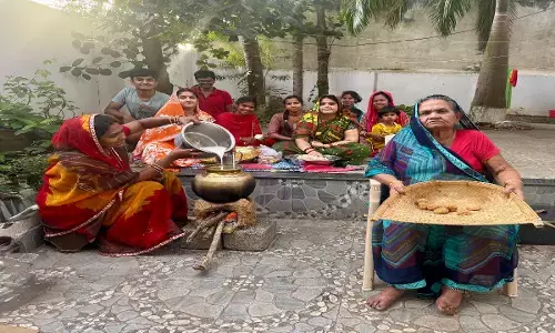 दूसरे दिन व्रतियों ने किया खरना पूजन, सायंकाल हुआ छठी मैया का आगमन