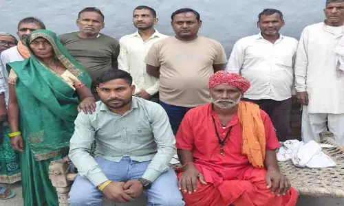 जिस युवक की तेरहवीं हो चुकी थी, वह 13 साल बाद कैसे लौटा घर?