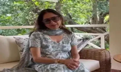 नीना गुप्ता का ट्रेवल लुक