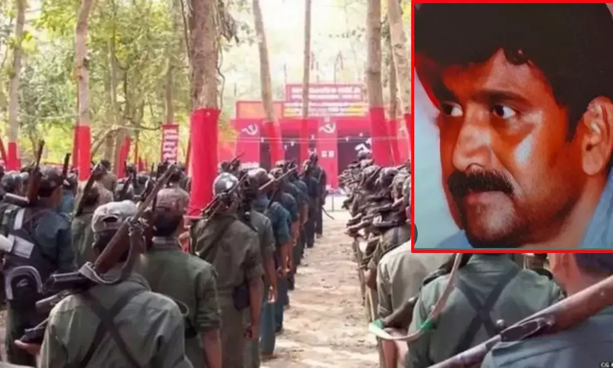 बंदी ने तेलंगाना DGP के सामने किया सरेंडर बंदी ने तेलंगाना DGP के सामने किया सरेंडर