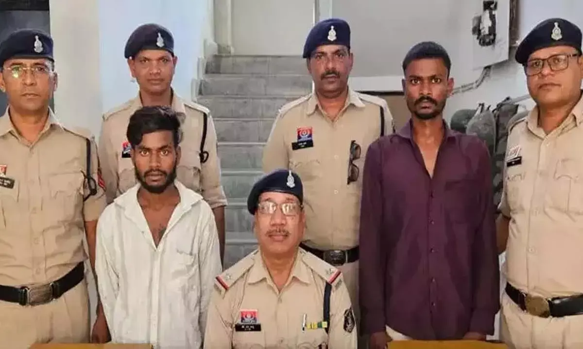 मां को प्रेमी की बाहों में देख बेटे ने दी थी दर्दनाक मौत, साथी भी गिरफ्तार