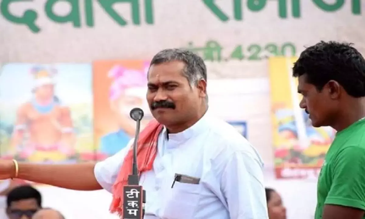 महापुरुषों पर विवादित बयान से आक्रोश, बिलासपुर में सिंधी समाज ने घेरा कलेक्ट्रेट