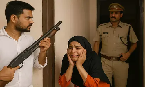 Bhopal Crime News: A husband pronounced triple talaq to his wife at the threat of a licensed gun.