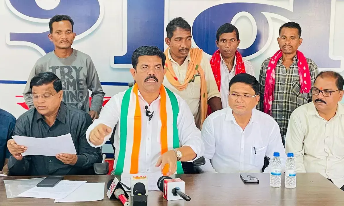 विधायक विक्रम मंडावी