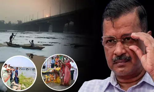 white toxic foam appeared in Yamuna white toxic foam appeared in Yamuna