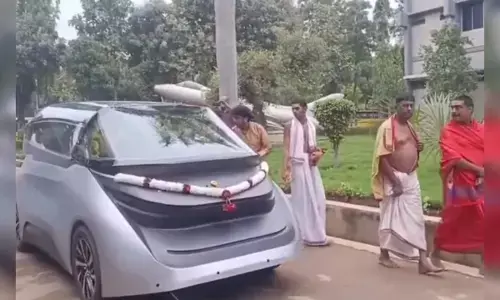 India’s first driverless car Goes Viral Wipro in Bengaluru