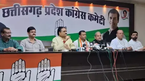 पीएम से कांग्रेस ने पूछे 21 सवाल : 500 में सिलेंडर, महतारी वंदन पर मांगा जवाब