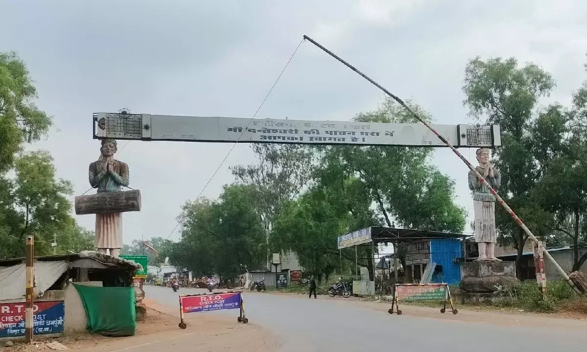 RTO की कार्रवाई : नियमों का उल्लंघन करते मिले सीमावर्ती राज्यों के 722 वाहनों से 15.42 लाख का जुर्माना वसूला