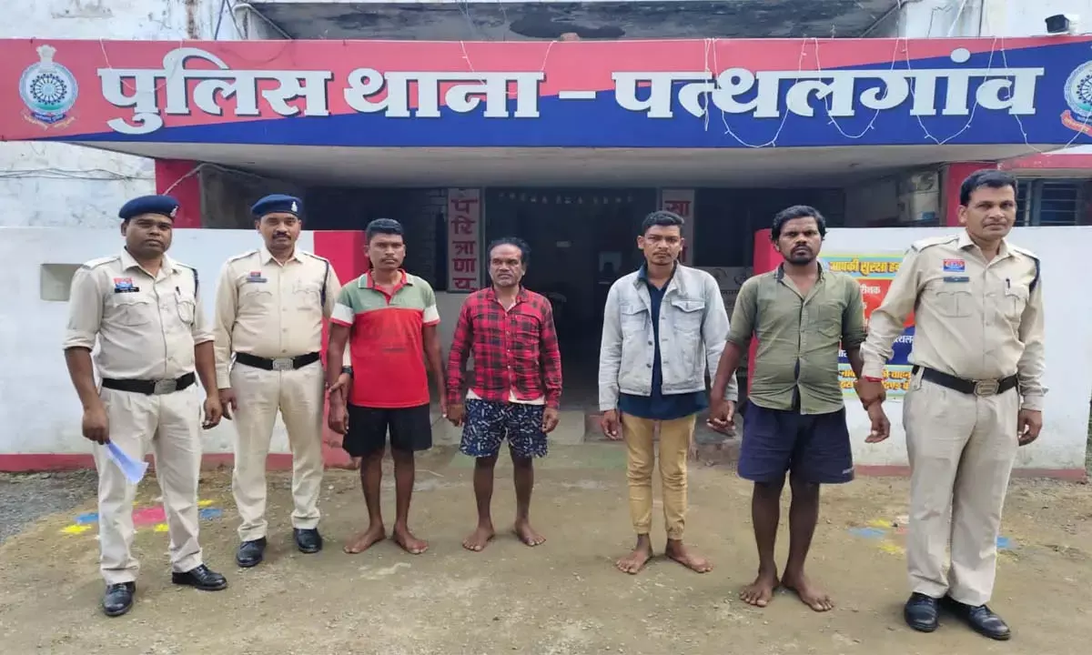 नर्सरी से जलाऊ लकड़ी लाने पर विवाद: चार लोगों ने मिलकर एक की ली जान, चारों गिरफ्तार