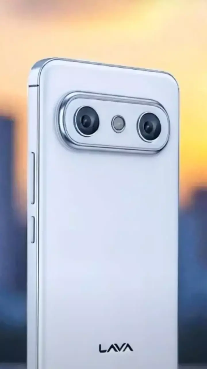 Lava Agni 4 भारत में जल्द एंट्री करने को तैयार — 7000mAh बैटरी के साथ होगा धमाका! Lava Agni 4 भारत में जल्द एंट्री करने को तैयार — 7000mAh बैटरी के साथ होगा धमाका!