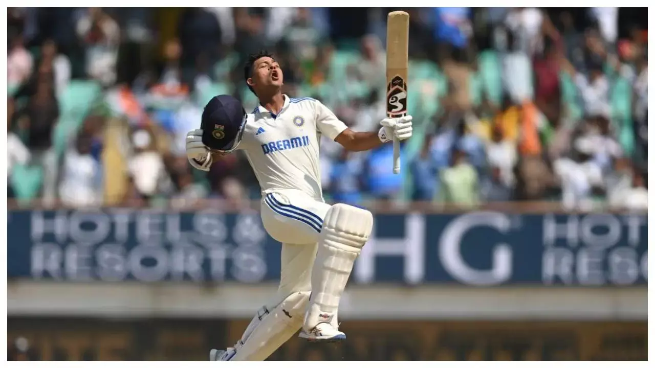 Yashasvi Jaiswal completes 1000 Ranji Trophy runs with 5th century