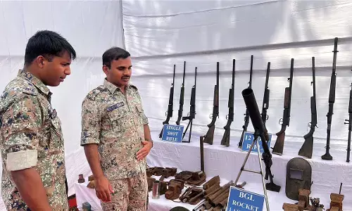 ऑर्डिनेंस फैक्ट्री से बरामद हथियार