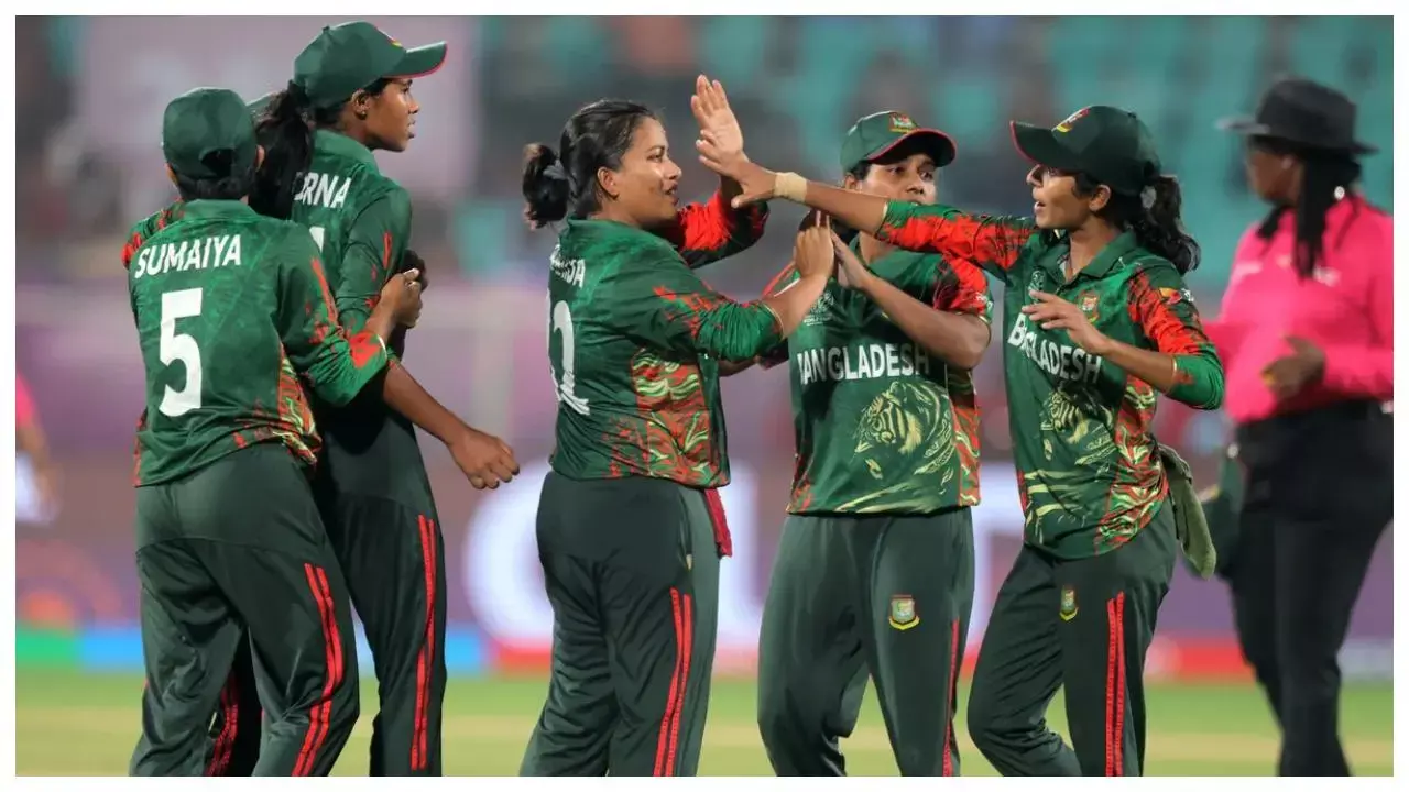Bangladesh captain Nigar Sultana beats up juniors
