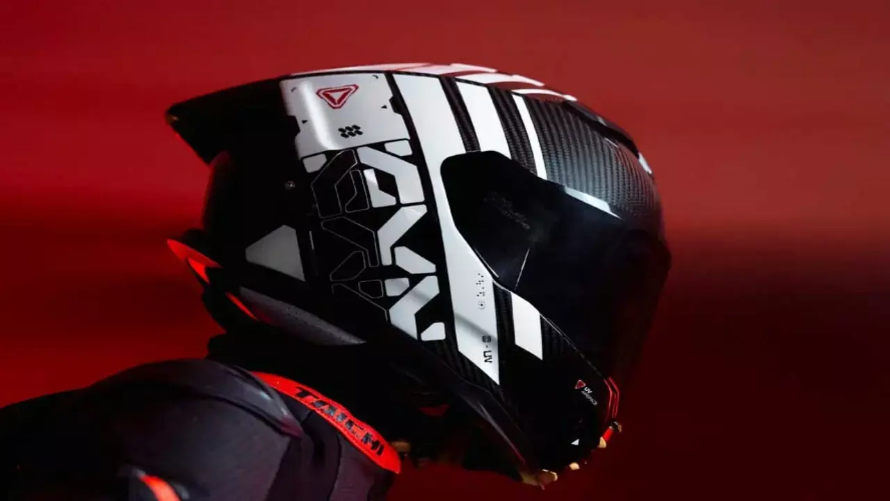 ultraviolette launches-smart-carbonfibre-helmet chek details ultraviolette launches-smart-carbonfibre-helmet chek details