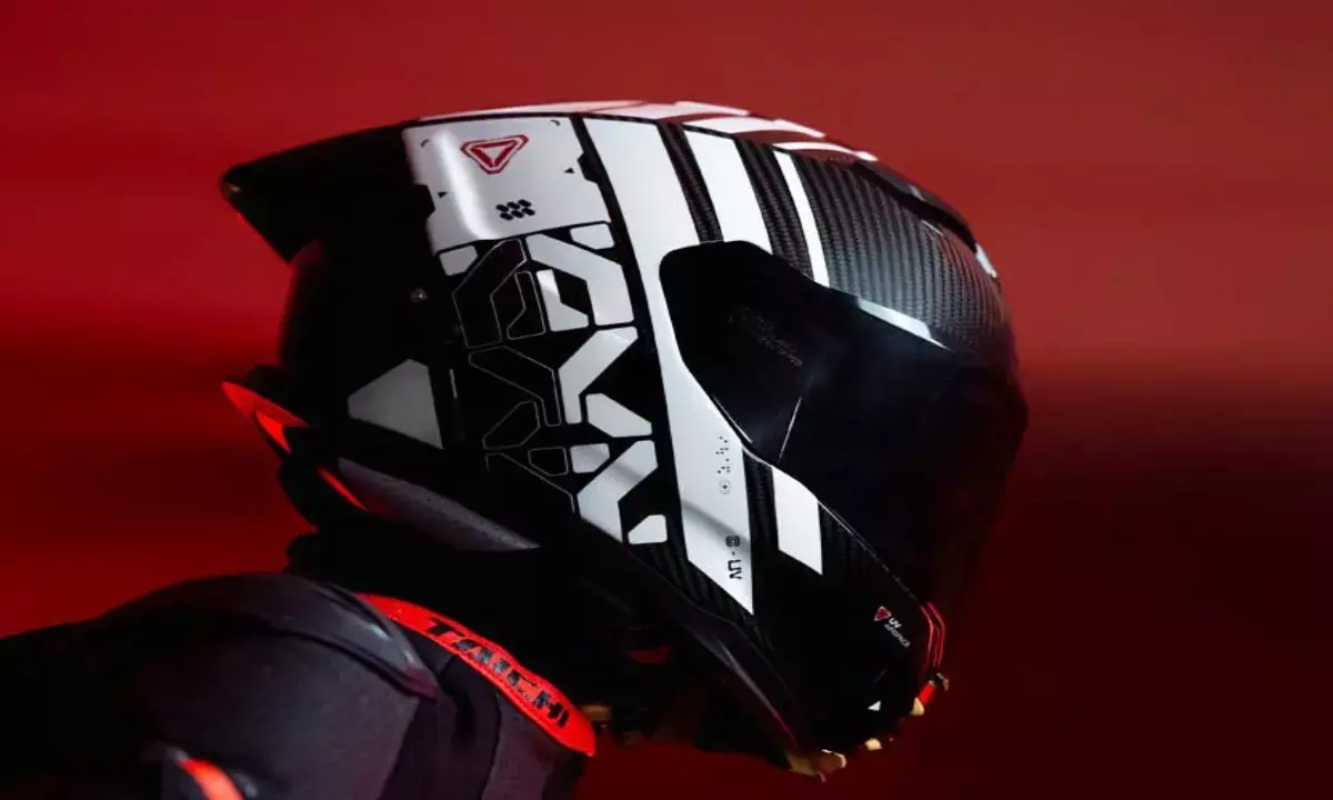 ultraviolette launches-smart-carbonfibre-helmet chek details