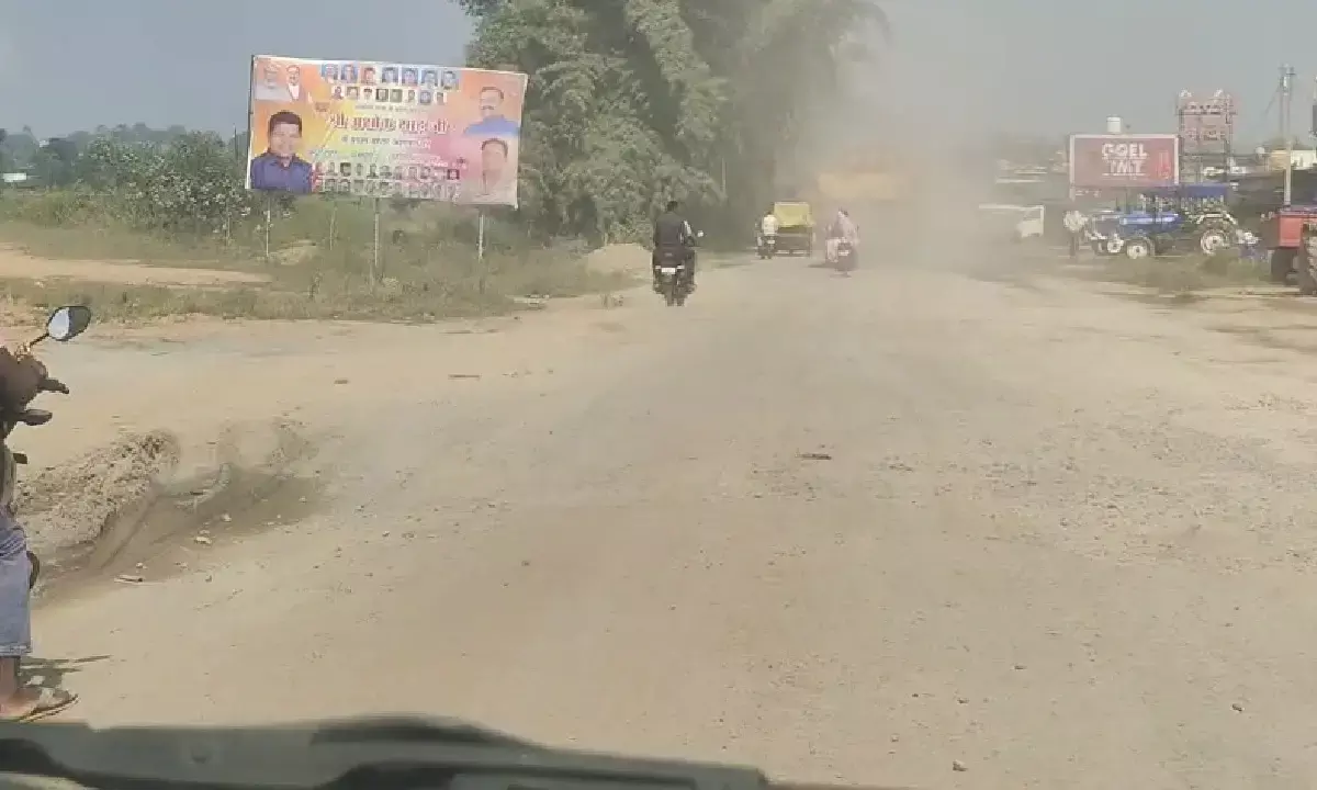 एनएच-30 की जर्जर हालत : केशकाल वासियों ने 6 नवम्बर को किया नगर बंद का ऐलान