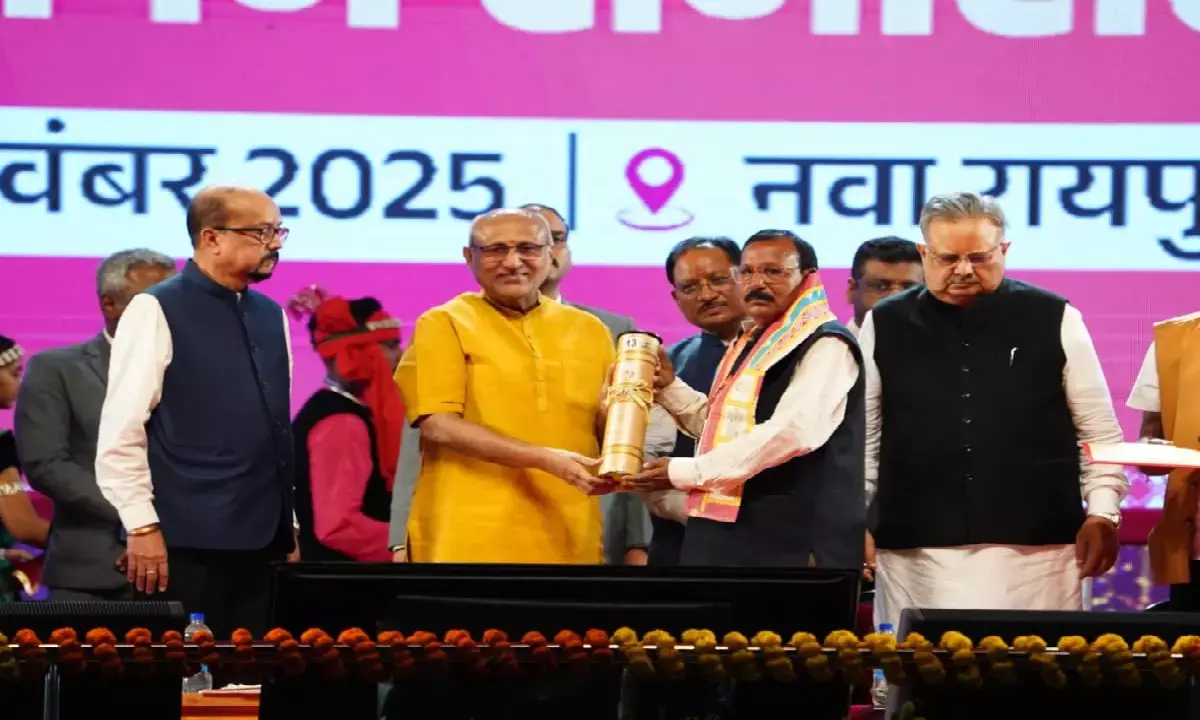 राज्य अलंकरण सम्मान : वामन टिकरिहा डॉ. खूबचंद बघेल कृषक रत्न पुरस्कार और शशि गायकवाड़ गुरु घासीदास सम्मान से हुए सम्मानित