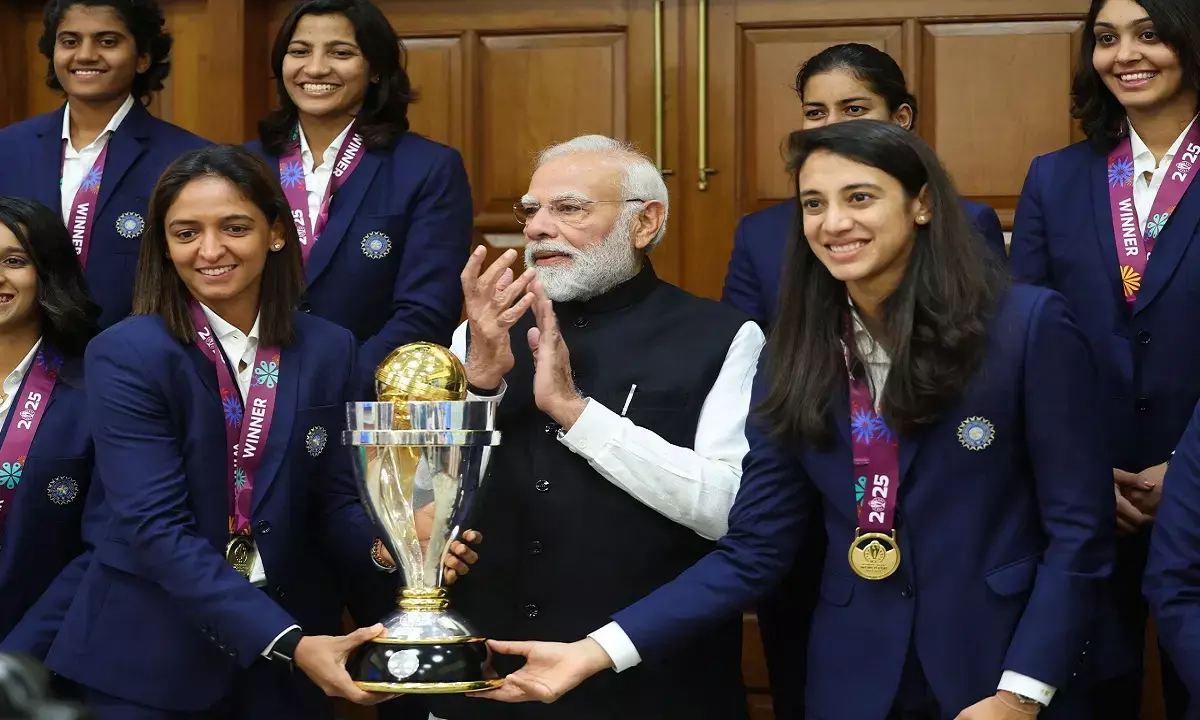 Prime Minister Narendra Modi on Wednesday met the Womens World Cup winning team at his residence on Lok Kalyan Marg.