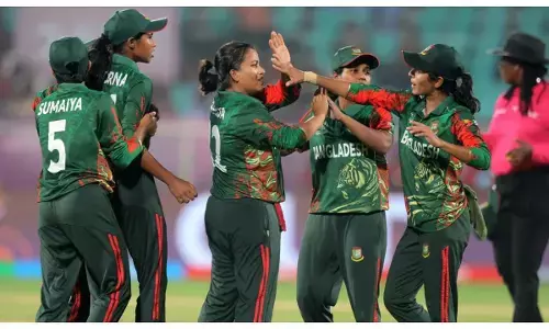 Bangladesh captain Nigar Sultana beats up juniors