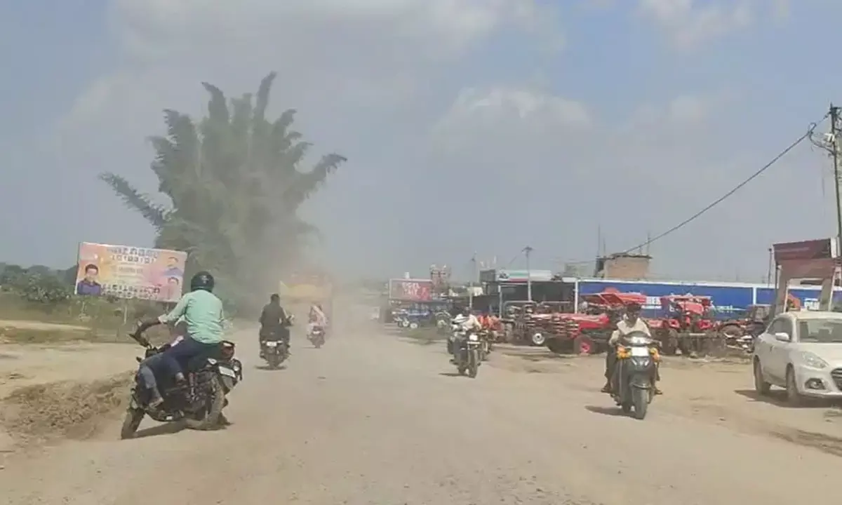 नेशनल हाईवे की बदहाल स्थिति के विरोध में केशकाल बंद