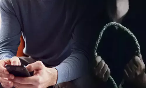 Gurgaon student commits suicide by writing suicide note