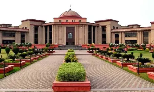 नाबालिग रहते दर्ज मामूली केस छिपाने पर हटाए गए फ़ूड इंस्पेक्टर की बर्खास्तगी आदेश किया रद्द