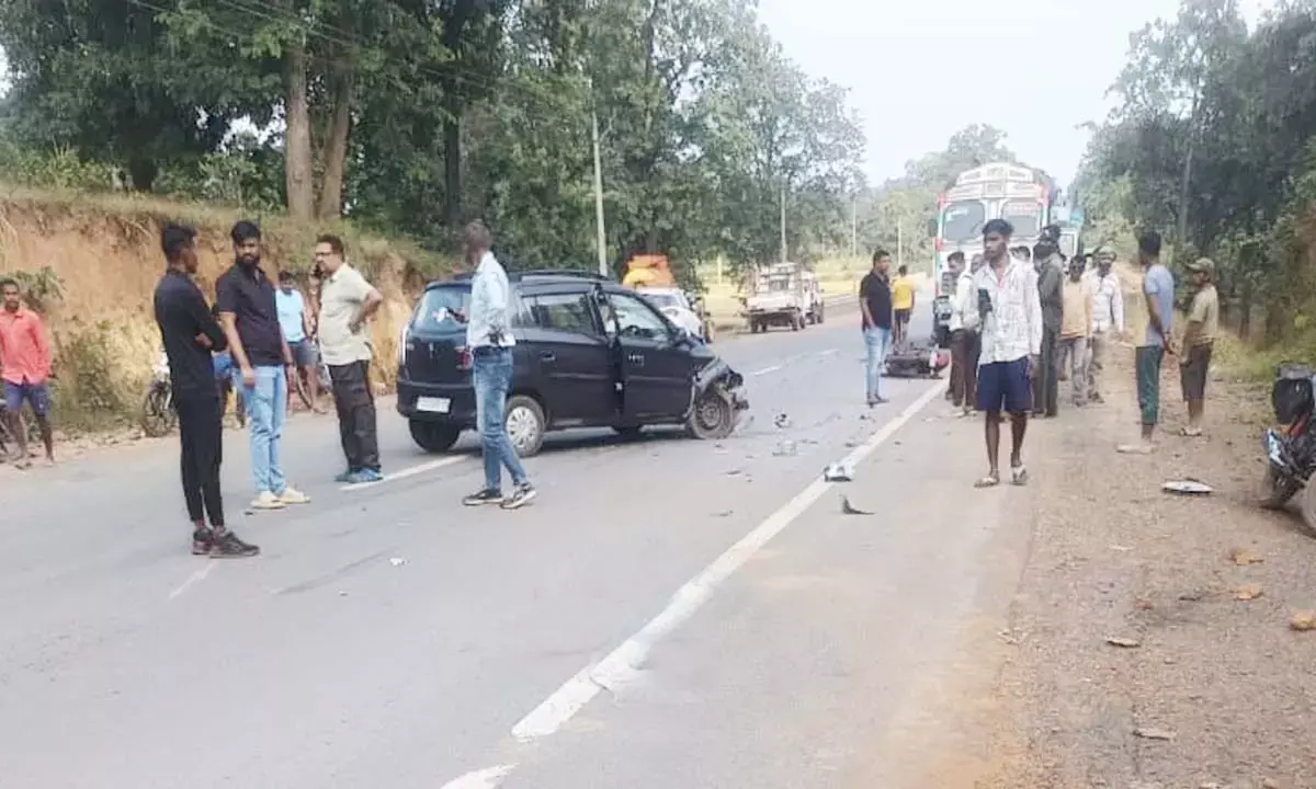 सड़क हादसे में मोटरसाइकिल चालक युवक की मौत