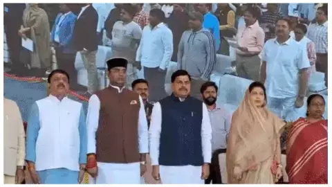 भोपाल में CM मोहन यादव ने किया शुभारंभ, 26 नवंबर तक चलेगा आयोजन भोपाल में CM मोहन यादव ने किया शुभारंभ, 26 नवंबर तक चलेगा आयोजन