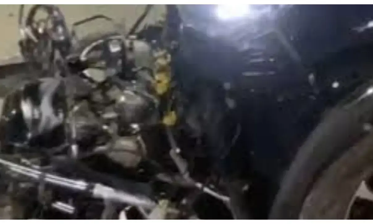 तेज रफ्तार स्कॉर्पियो ने तीन इंजीनियरिंग छात्रों को रौंदा, दो की मौत