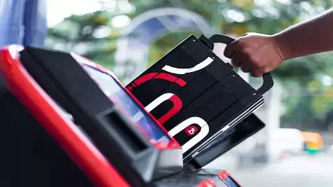 बैटरी-एज़-ए-सर्विस इलेक्ट्रिक व्हीकल्स को दे रहा गति, जानें क्या हैं चुनौतियां?