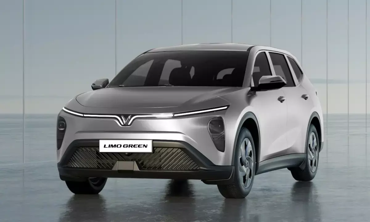 vinfast to launch 7-seater-electric-mpv limo-green soon