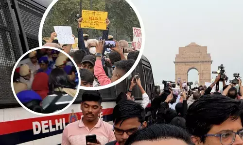 Delhi Protest At India Gate