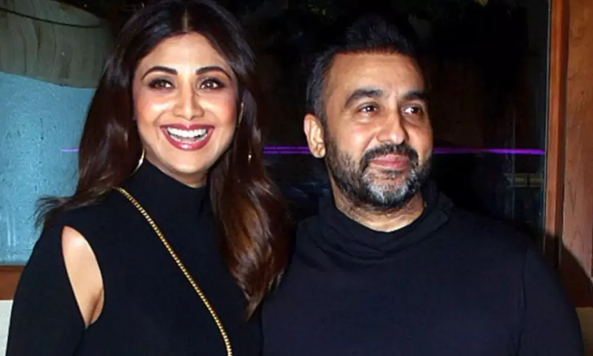 बॉम्बे हाईकोर्ट पहुंचे शिल्पा शेट्टी और राज कुंद्रा, 60 करोड़ की ठगी मामले को रद्द की मांग