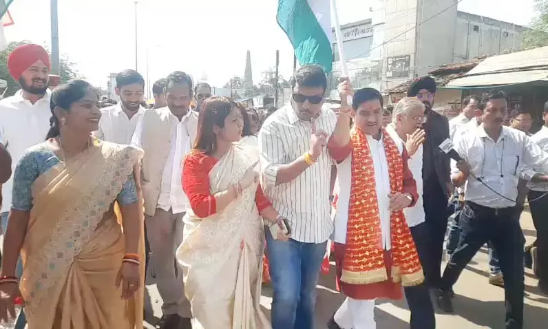 विधायक सुशांत शुक्ला और प्रदेश मंत्री हर्षिता पांडे विधायक सुशांत शुक्ला और प्रदेश मंत्री हर्षिता पांडे