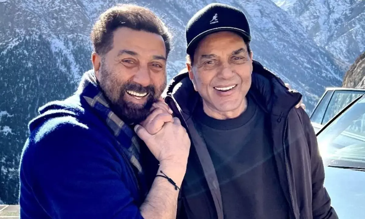 दिग्गज अभिनेता धर्मेंद्र की सेहत पर बेटे सनी देओल ने हेल्थ अपडेट दी।