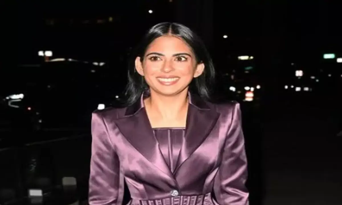 ईशा अंबानी