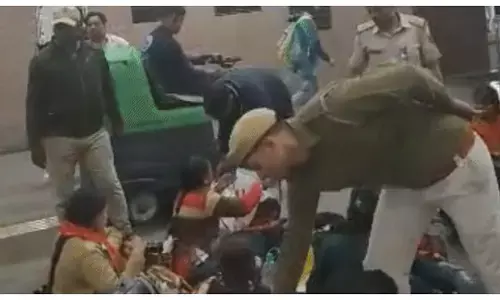 भीड़ वाली जगहों पर चेकिंग, पुलिसकर्मियों की छुट्टियां निरस्त