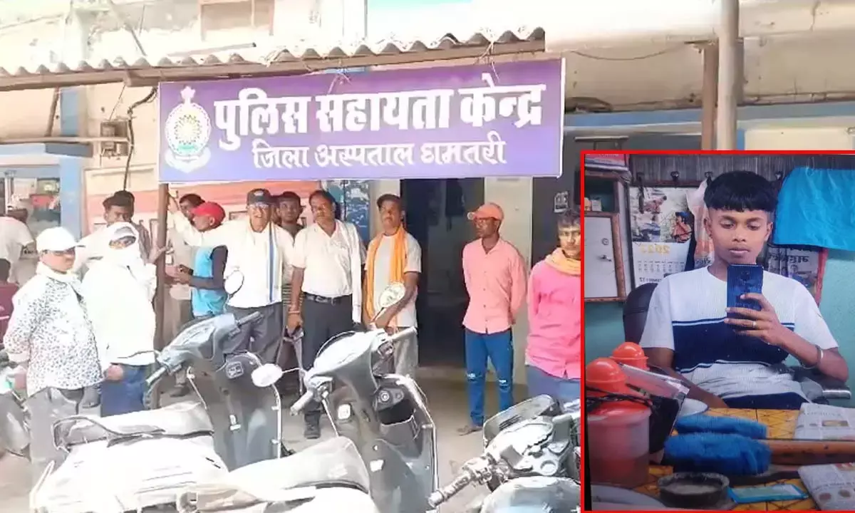 कमरे में फंदे पर लटकती मिली 17 साल के आदिवासी छात्र की लाश